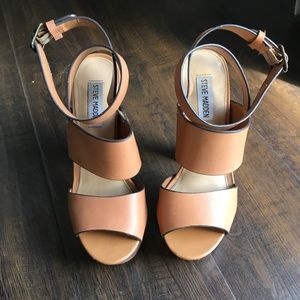 *STEVE MADDEN* Platform Heels